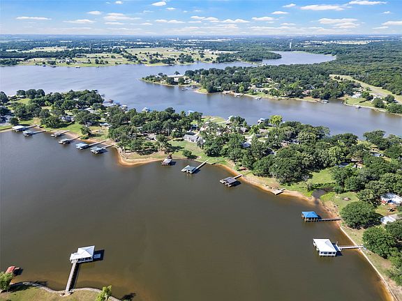 3rd image of 1805 Beavers Point