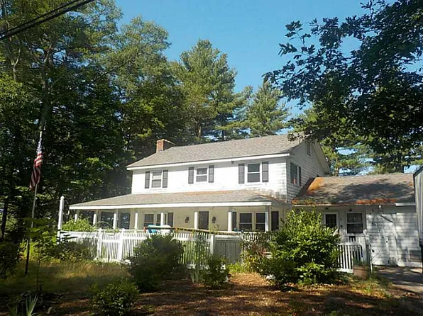 15 Myrick Dr, North Smithfield, RI 02896