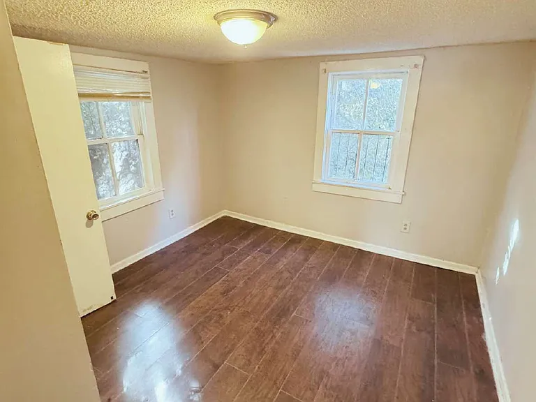 738 Liberty St #730 — Photo 12