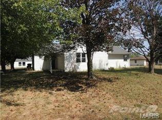 1024 Pocahontas Ave, Palmyra, MO 63461