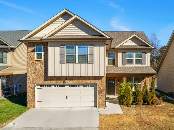 1538 Yarnell Station Blvd, Knoxville, TN 37932