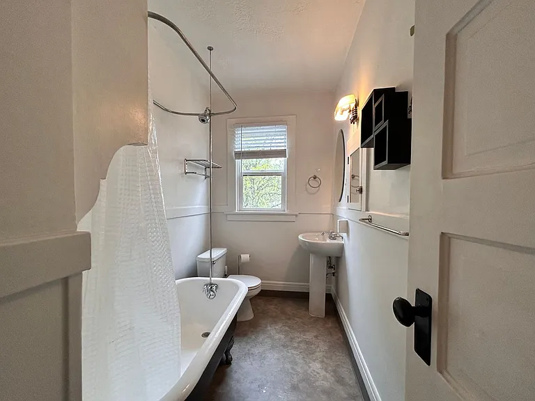 1631 NW Everett St #407 — Photo 5