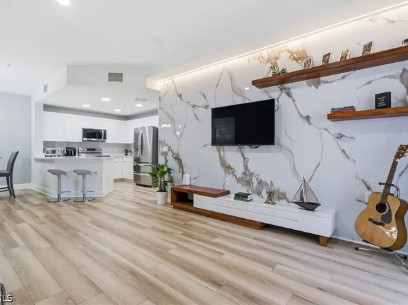 3964 Pomodoro Cir Unit 104, Cape Coral, FL 33909