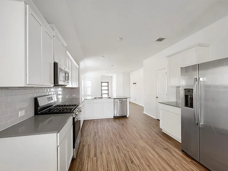 120 Milliner Loop — Photo 7