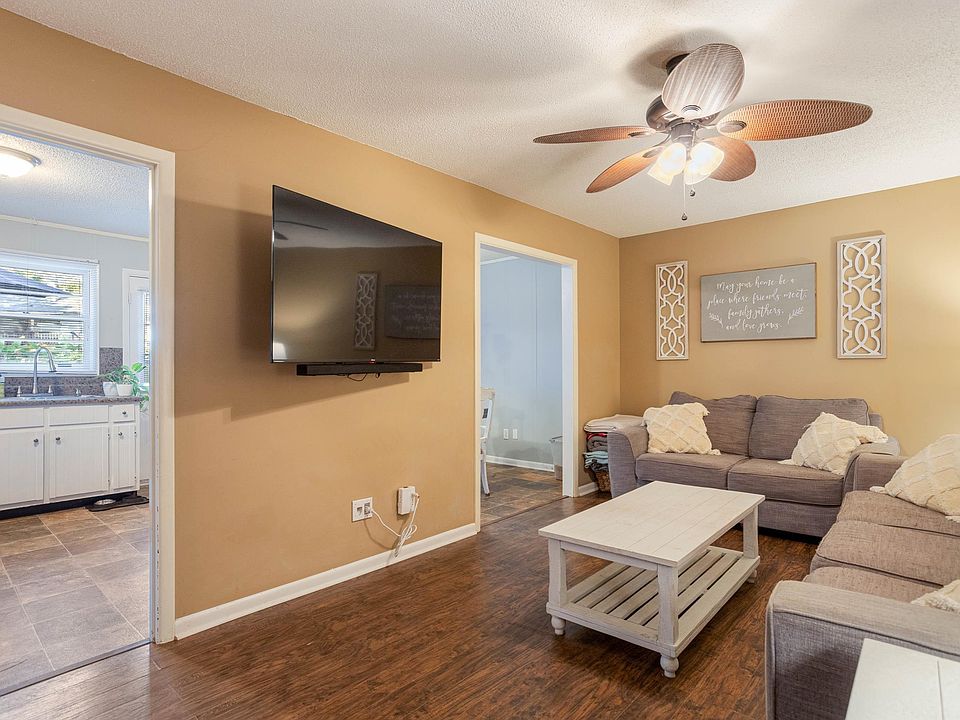 1712 Magnolia St, Gardendale, AL 35071 Zillow