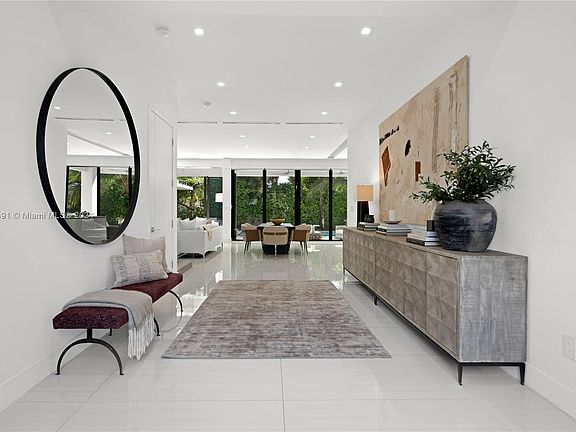 5th image of 4489 N Michigan Ave