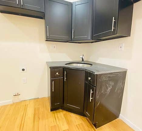 3rd image of 146-18 Rockaway Blvd #2B