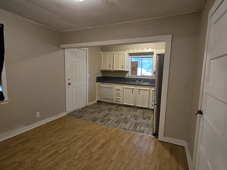 423 Fechner Ave — Photo 4