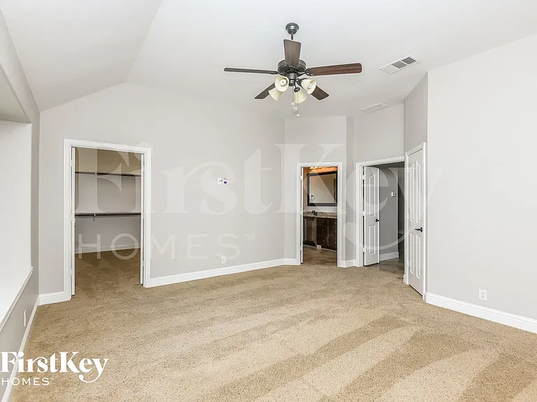 964 Tara Dr — Photo 10