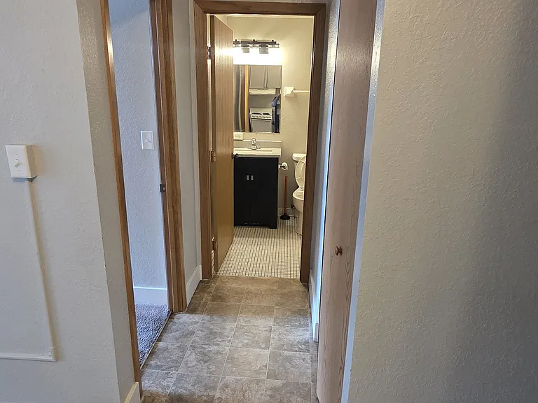 7th Place Apartments — Photo 47