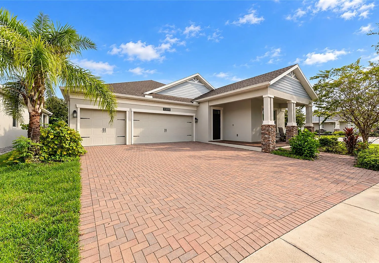 4 bed, 2650 sqft, $3,600 — Photo 2