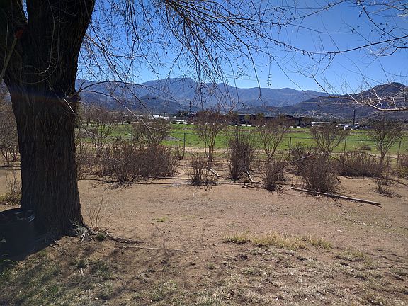 5th image of 3635 Sierra Hwy