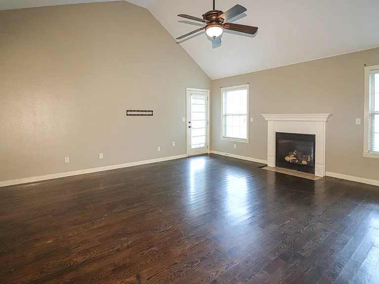 15022 S Justin Ave — Photo 16