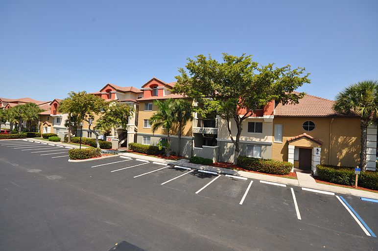 1st image of 10030 NW 44th Ter APT 106
