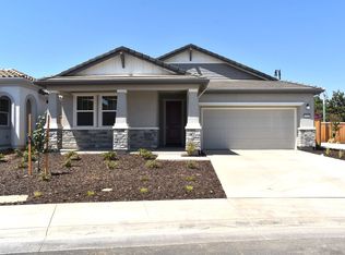 8389 Oksana Way, Elk Grove, CA 95757