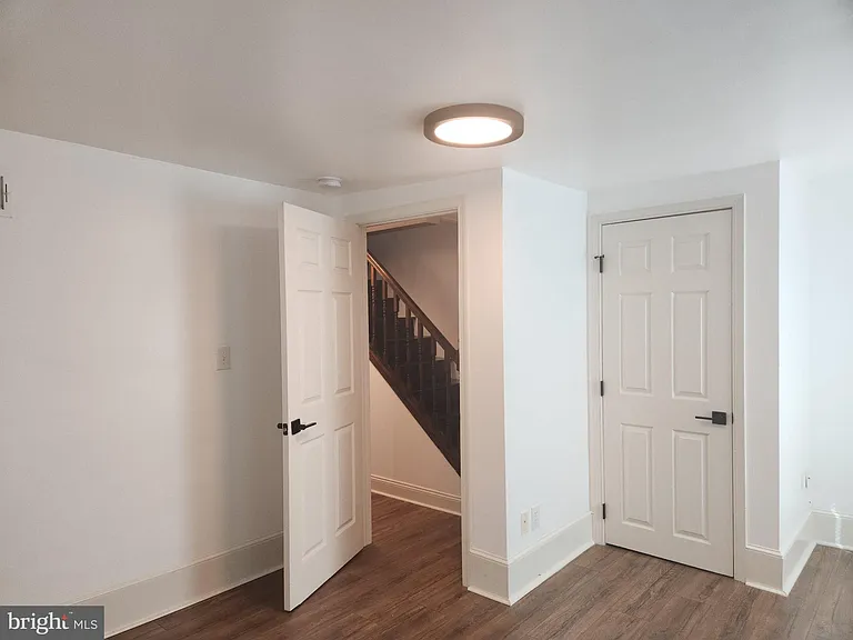 3856 Terrace St — Photo 20