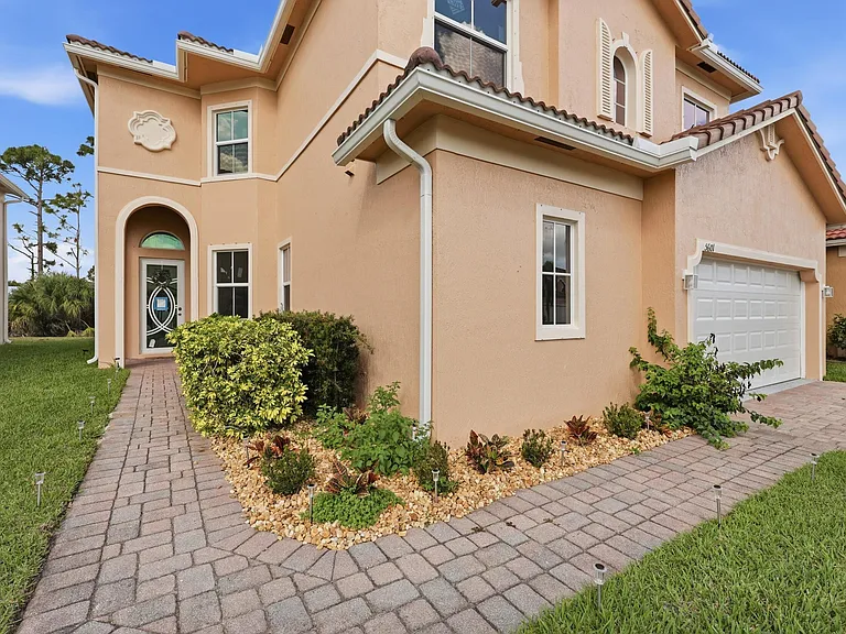 5601 Spanish River Rd — Photo 3