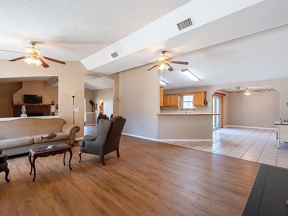 5th image of 264 Harrelson Rd