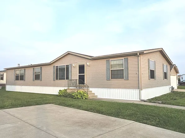 685 Prince Wood #421, Manteno, IL 60950