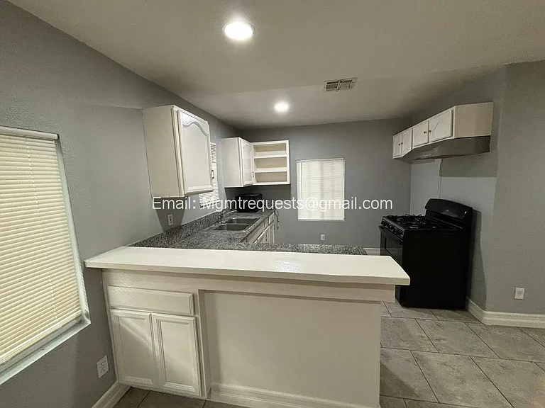 2994 9th St #2994 — Photo 4