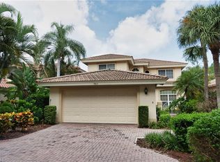 5815 Persimmon Way, Naples, FL 34110