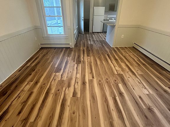 5th image of 40-44 Cottage St #1