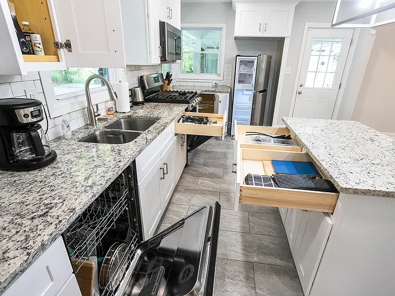 515 Lynhurst Dr SW — Photo 18