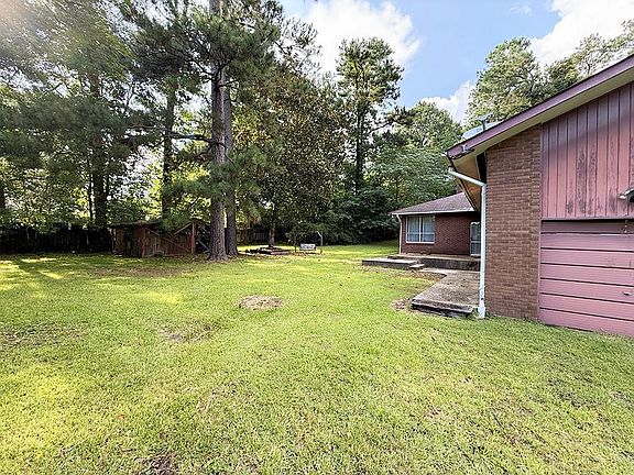 2nd image of 203 Camellia Rd