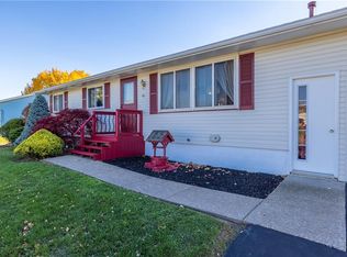 40 Lucena Dr, Rochester, NY 14606