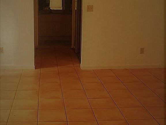 3rd image of 11927 SW 11th Ct