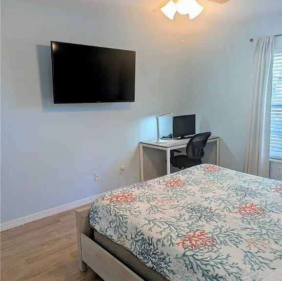 2535 SW 28th Pl — Photo 10