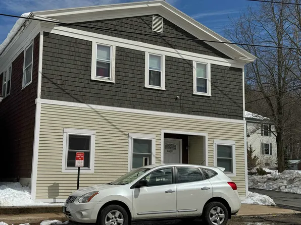 86 Main Street, Ossipee, NH 03814