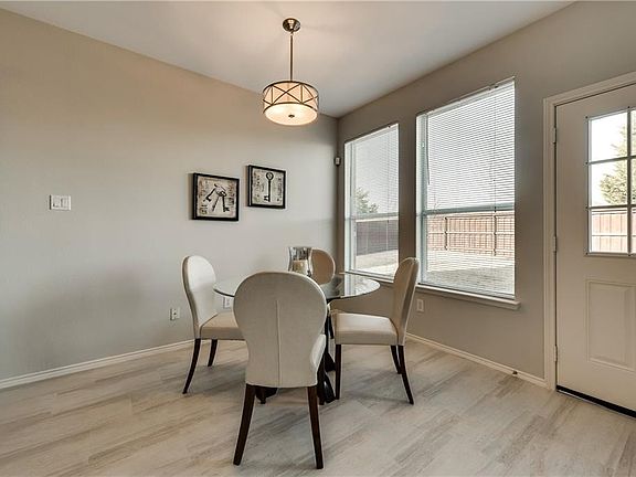 5th image of 1234 Pelican Dr