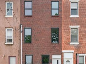 1330 S Carlisle St, Philadelphia, PA