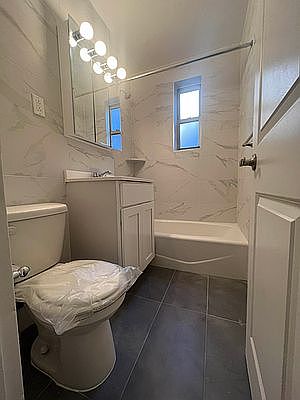 2nd image of 86-01 Edgerton Blvd #2R
