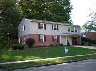 7215 Hadlow Dr, Springfield, VA 22152