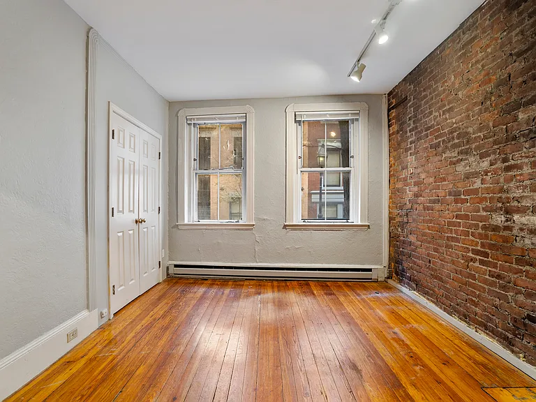 99.5 Myrtle St #1 — Photo 2