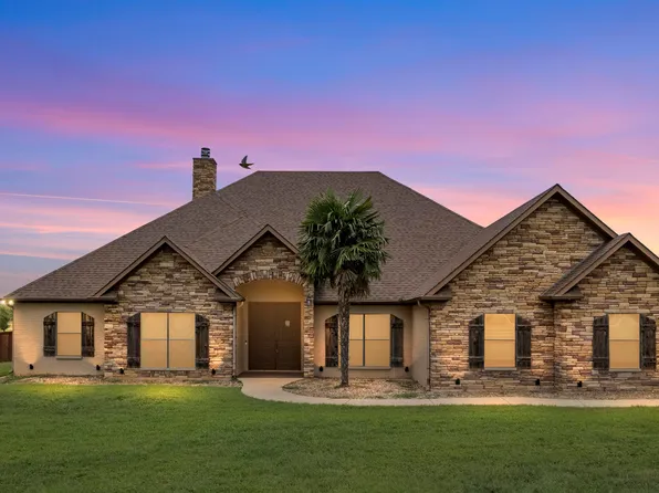 140 County Road 1130, Kilgore, TX 75662