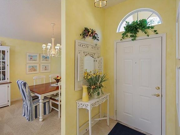 3rd image of 4435 Ascot Cir
