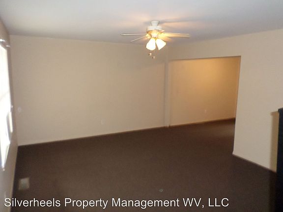 3rd image of 1137 Stadium Dr APT 2
