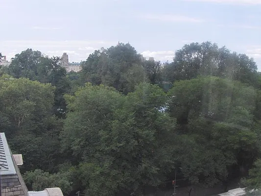 Rented by Sotheby's International Realty | media 8