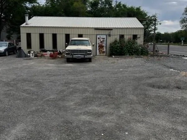 587 & 589 Hwy 14A, Byron, WY 82412