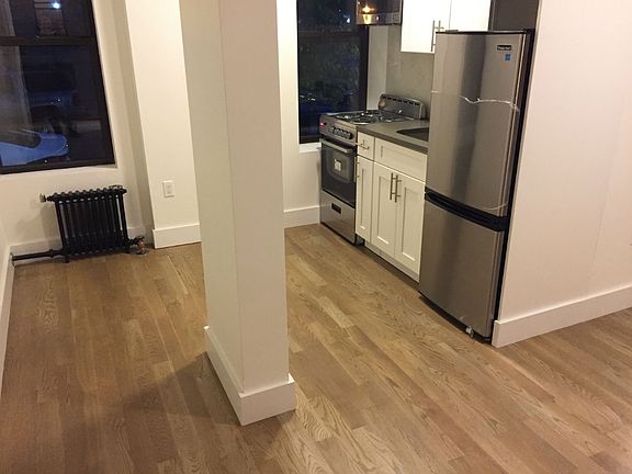 4th image of 645 Ocean Ave APT A9