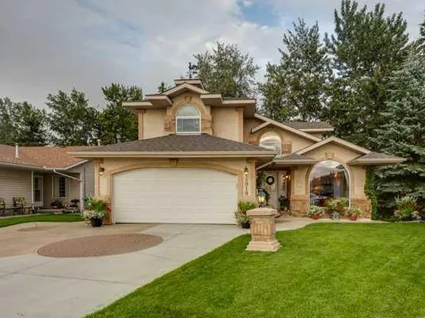 4918 W 53 Avenue Close, Innisfail, AB T4G 1W1