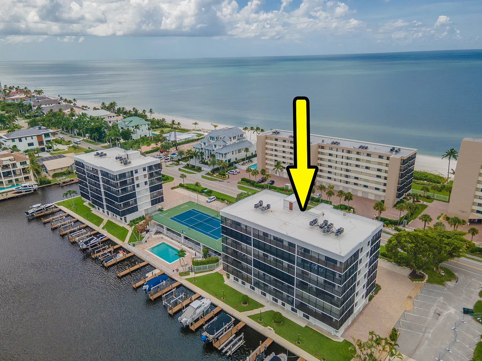 10482 Gulf Shore Dr — Photo 2