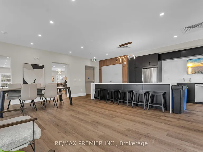 1000 Lackner Pl #215 — Photo 33