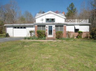 469 Old Salem Rd, Irvington, VA 22480