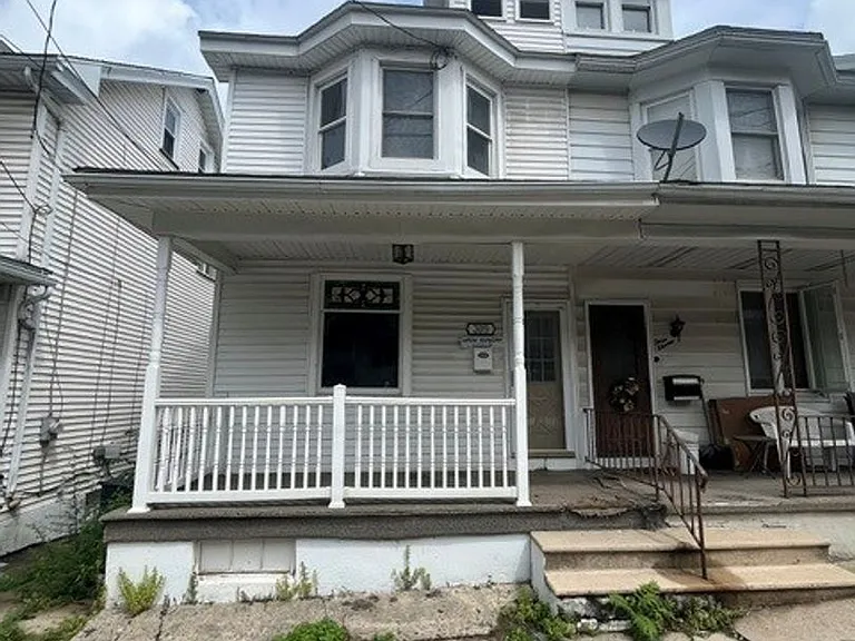 309 Arlington St — Photo 1
