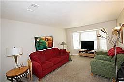 4th image of 4613 Manning Dr