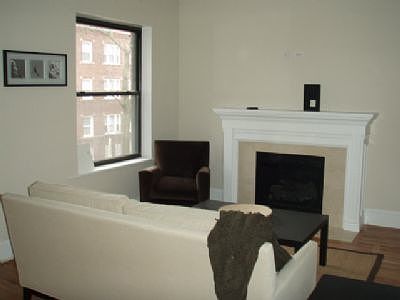 5th image of 5840 N Glenwood Ave #2N